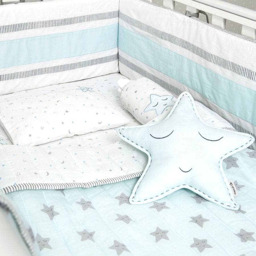 Color White/Blue