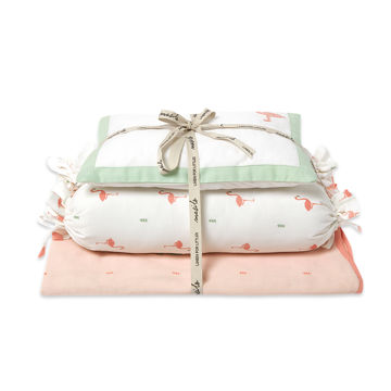 Color White/Pink