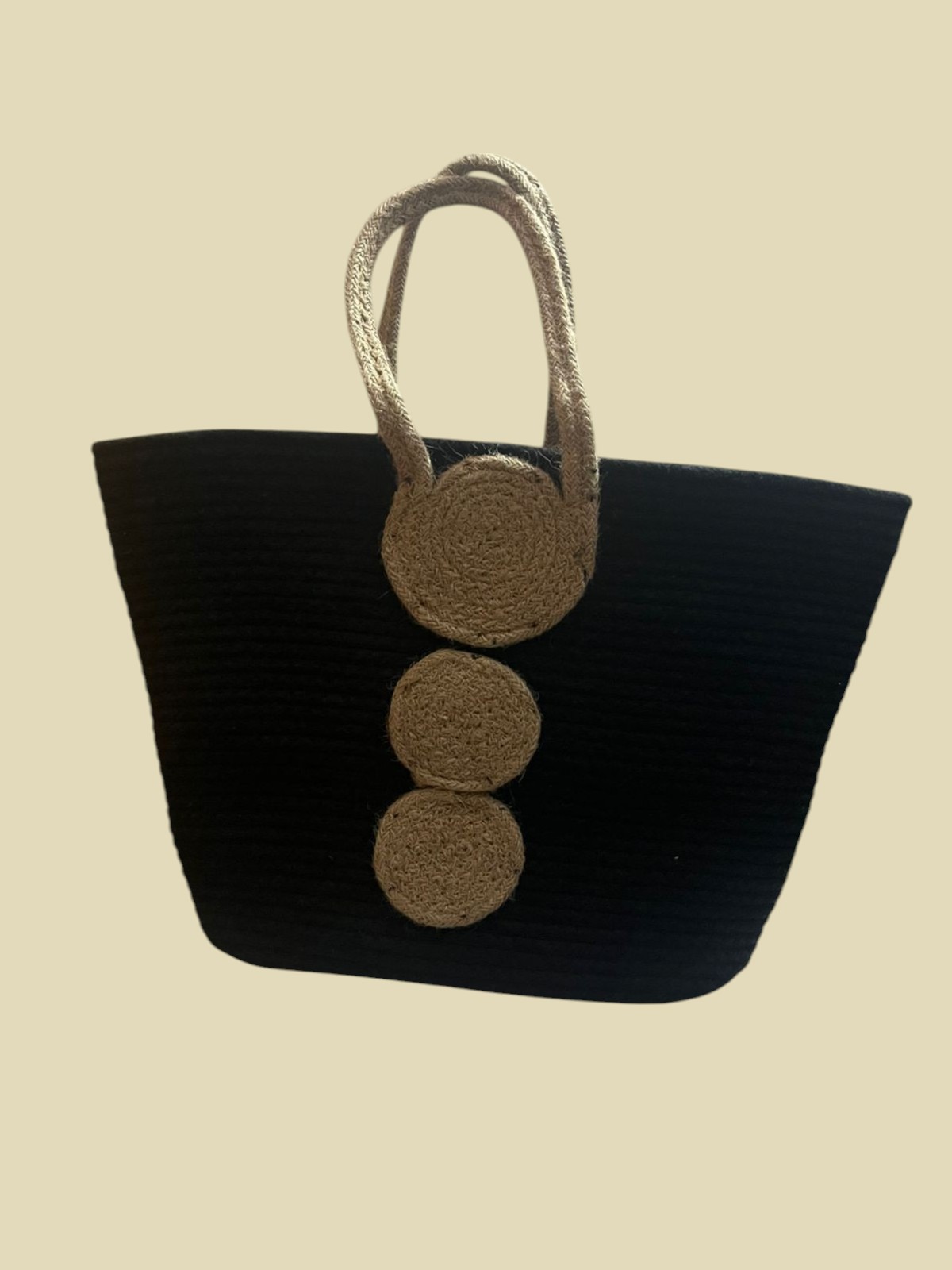 Color Black