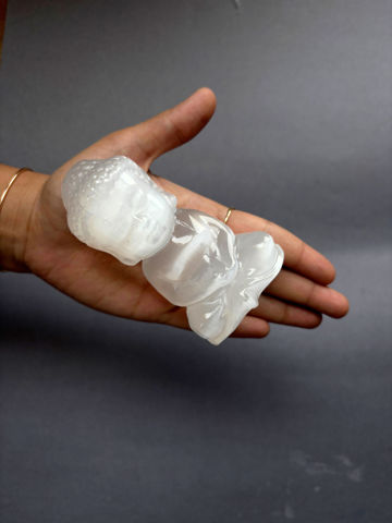 Product thumbnail 4